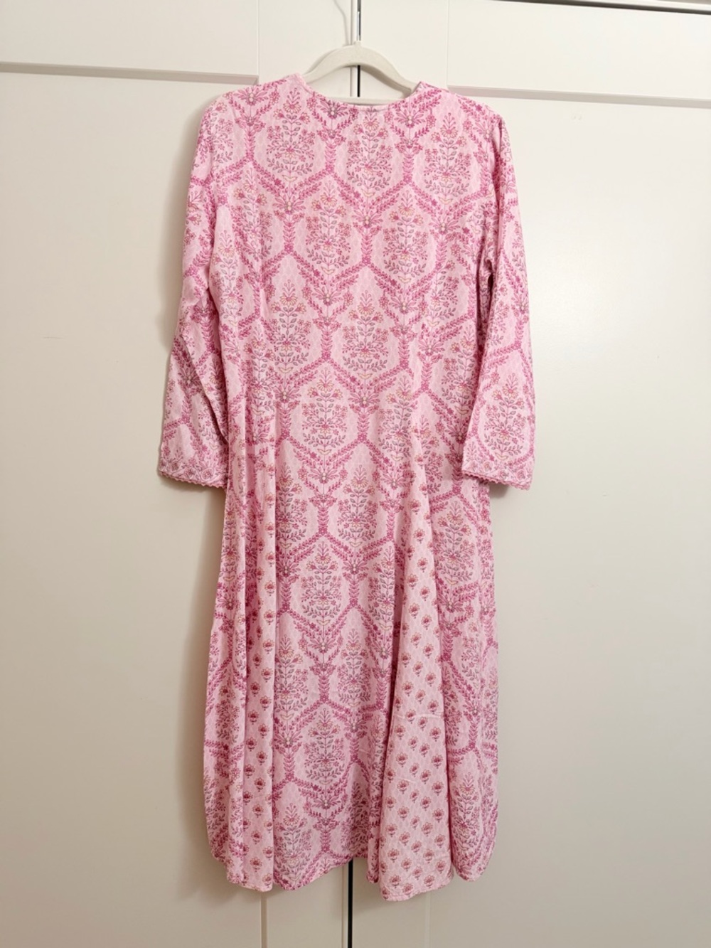 Aarke Ritu Kumar Pink Printed High-Low Kurta with Matching Pants - Picture 4 of 9